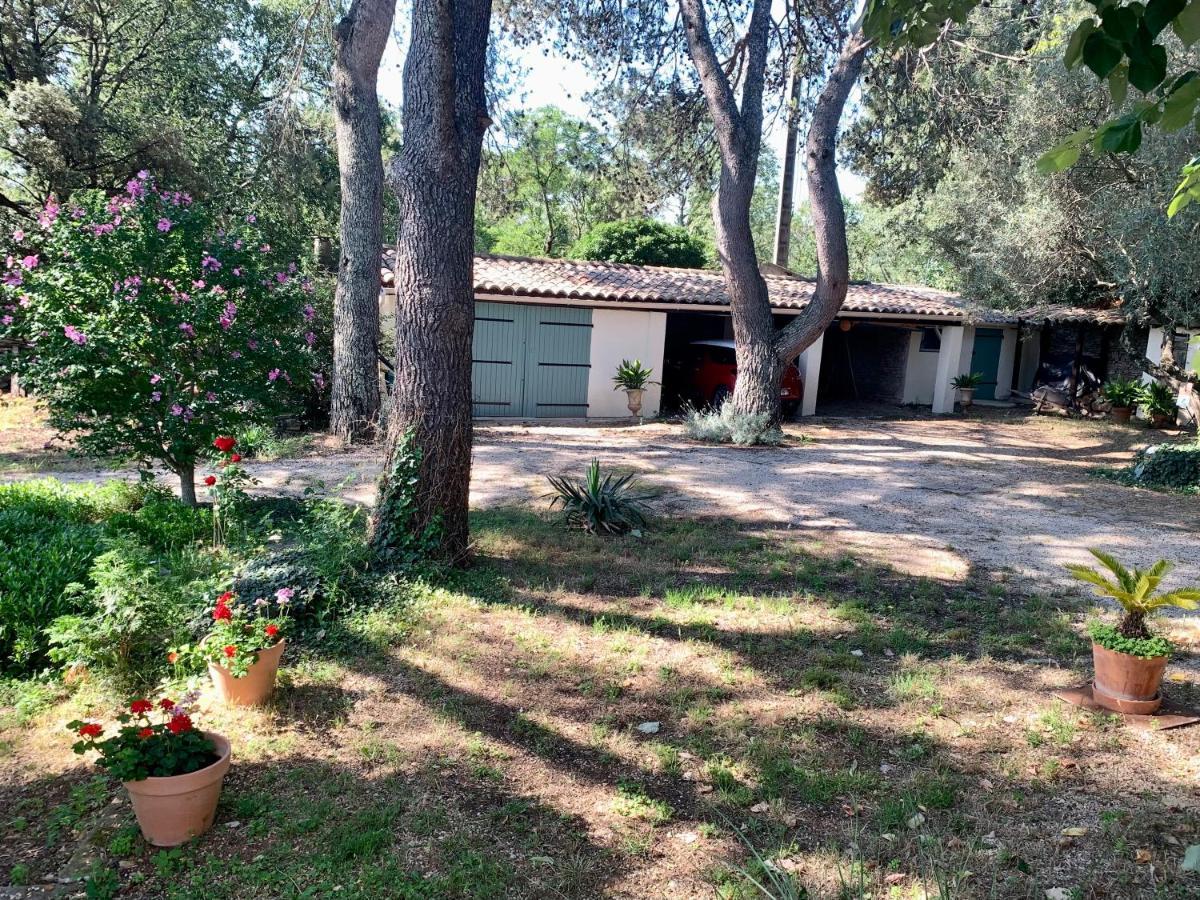 Vila Mazet Proche Golf Nîmes Exteriér fotografie
